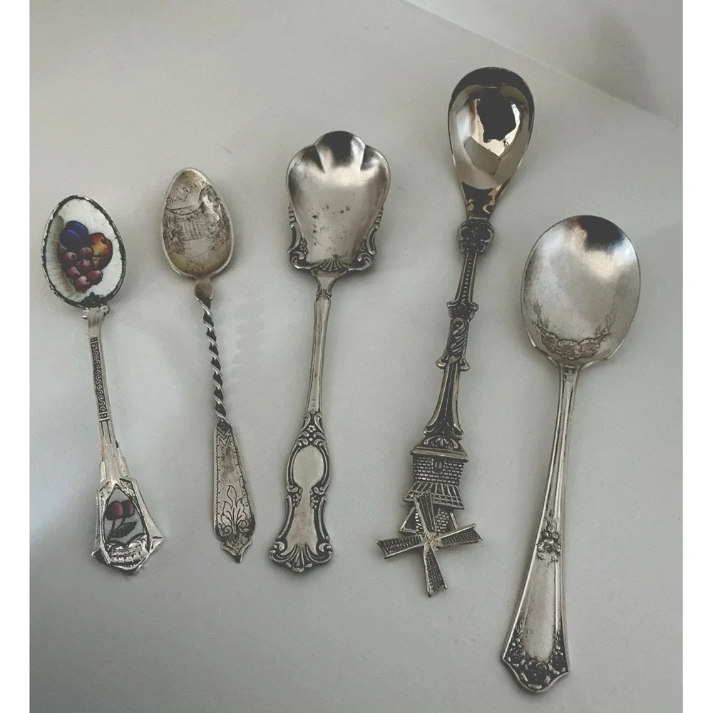 Lot of 5 Vintage Spoons Souvenir Mixed Metals Silver Tone Collectible Spoons